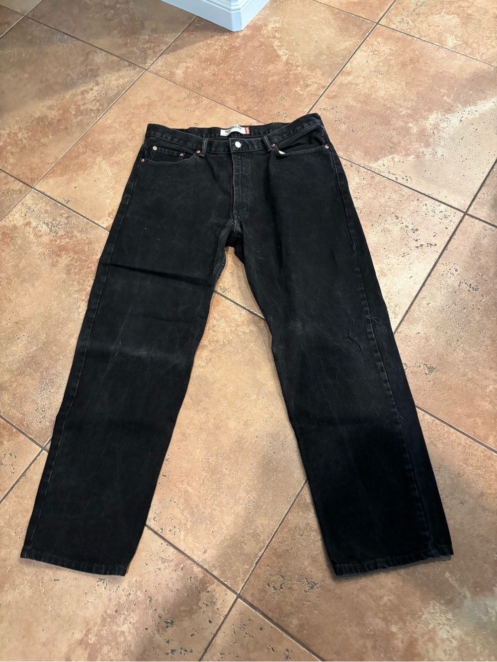 Levi's Men's Black Straight Jeans